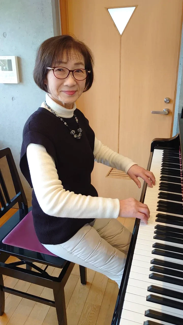 講師 赤梅 尚子
